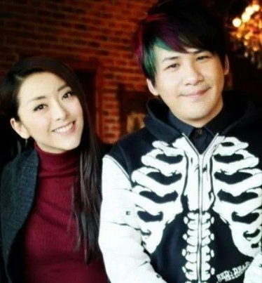 黄小蕾：被大张伟拒绝后，因一顿饭嫁富豪，闪婚生女被迪士尼拉黑 第31张