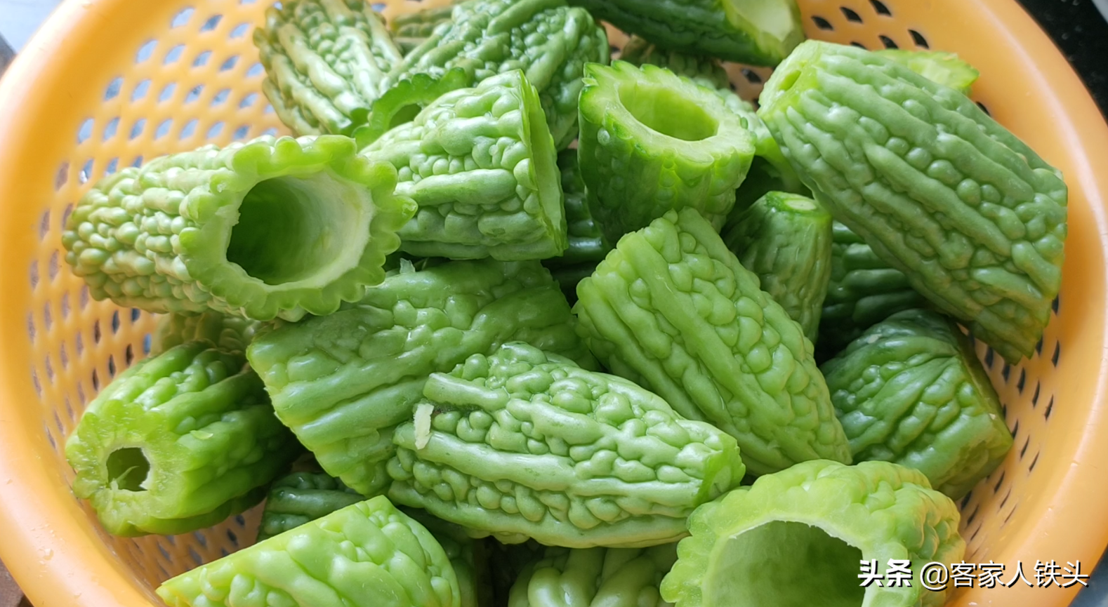 苦瓜怎么做好吃？分享大厨的做法，营养又美味 第7张
