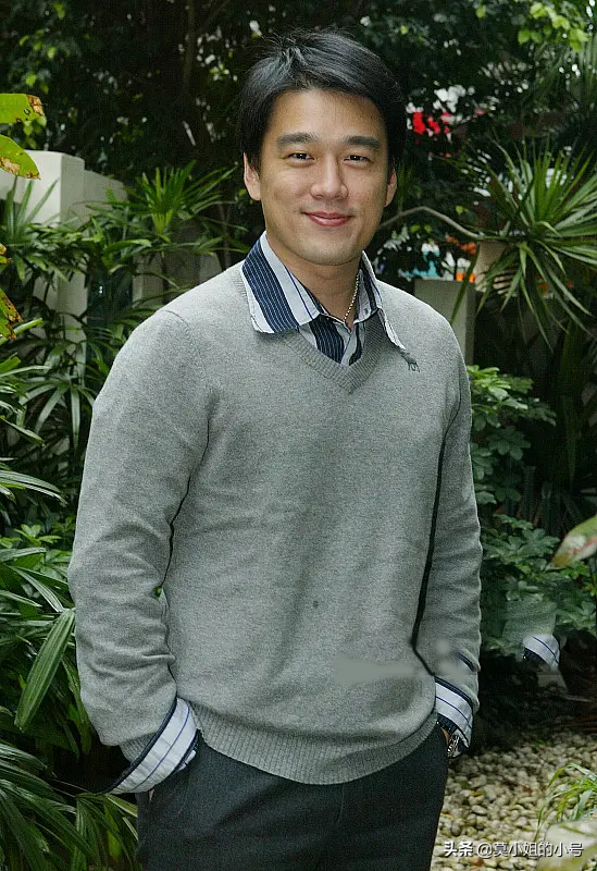 王耀庆来自台湾，为了不搬家娶房东女儿，因气质限制演不了穷人 第11张