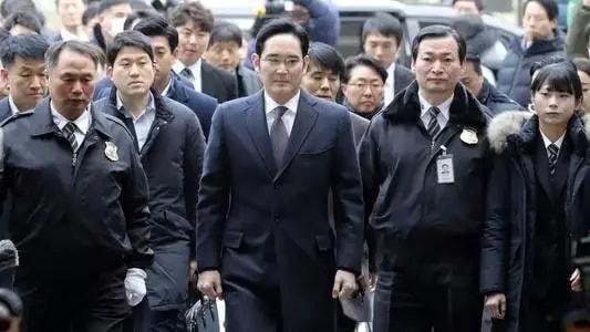 姜恩惠的个人资料（曾被忽悠拍“尺度片”走红，却转行当老师） 第57张