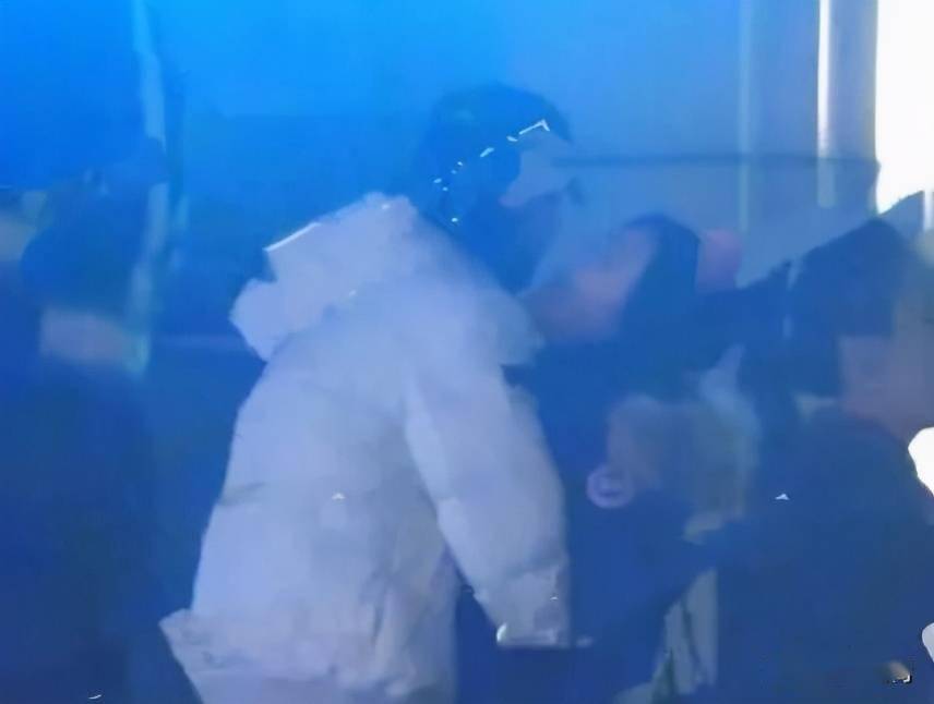金瀚个人资料简介（吻戏曾被孙怡嫌，今遭女友手撕） 第19张