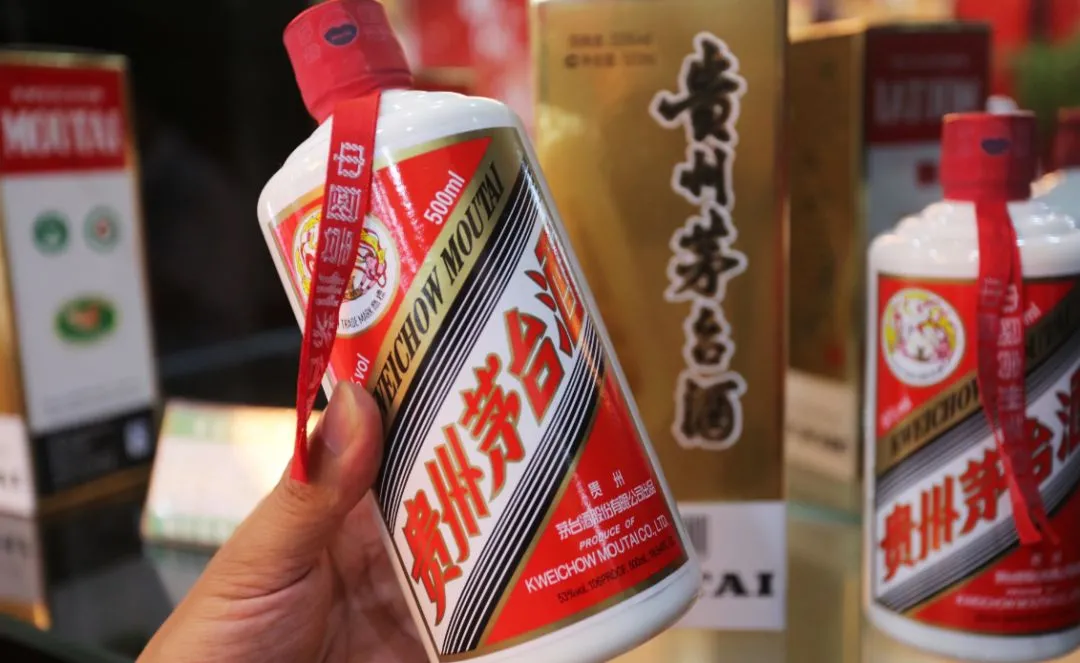 同为烈性白酒，为什么伏特加可以畅销全球，我国白酒却不行？ 第1张
