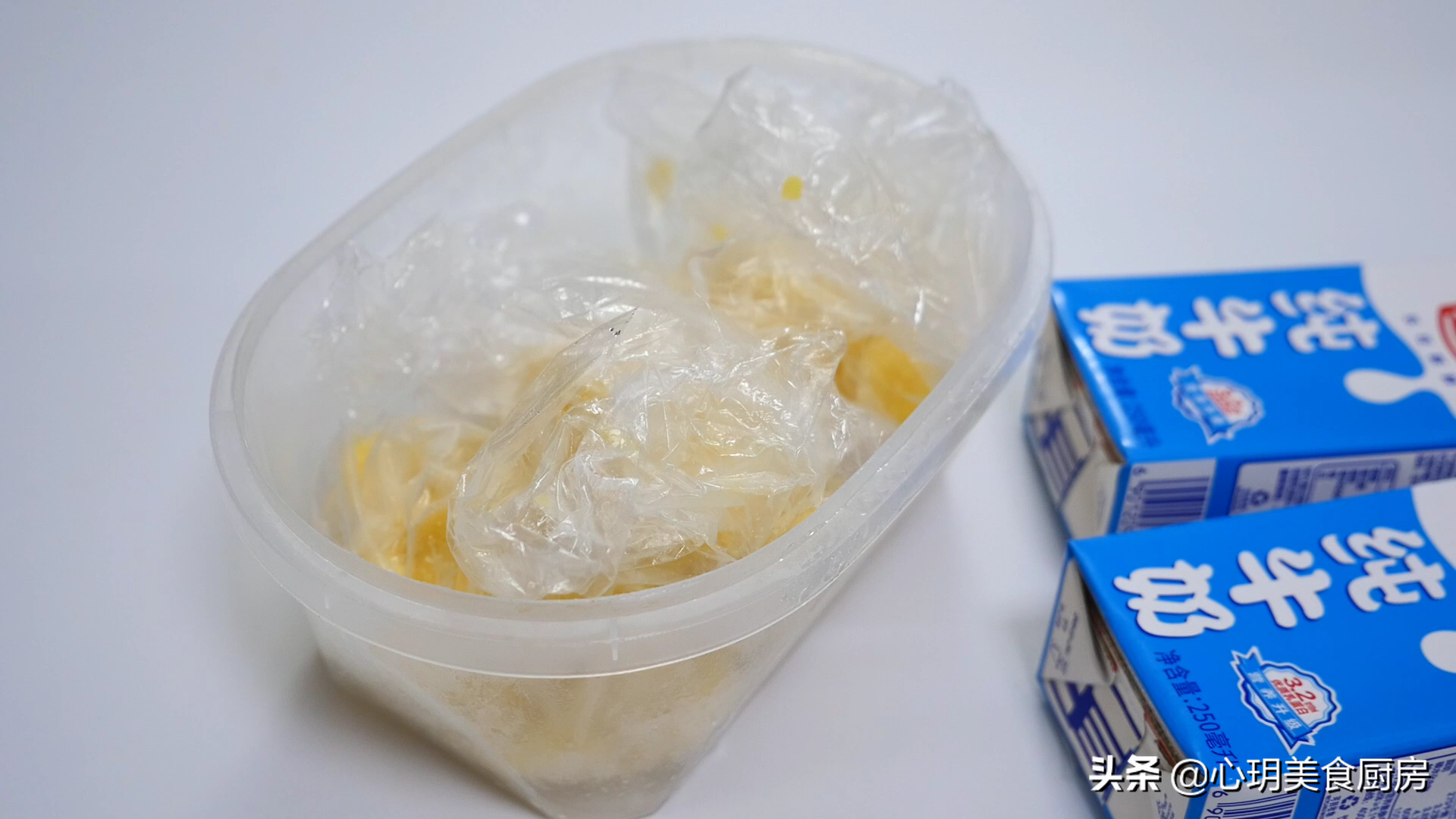 在家怎么自制奶油？附：奶油的制作方法，吃着不腻 第7张