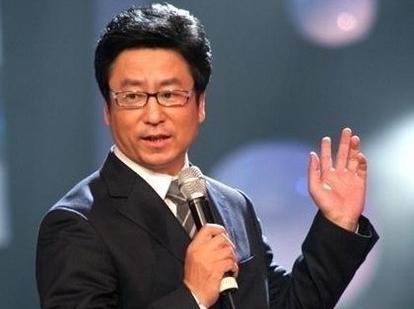 白岩松为什么被央视解雇了？假的，网传谣言而已 第3张
