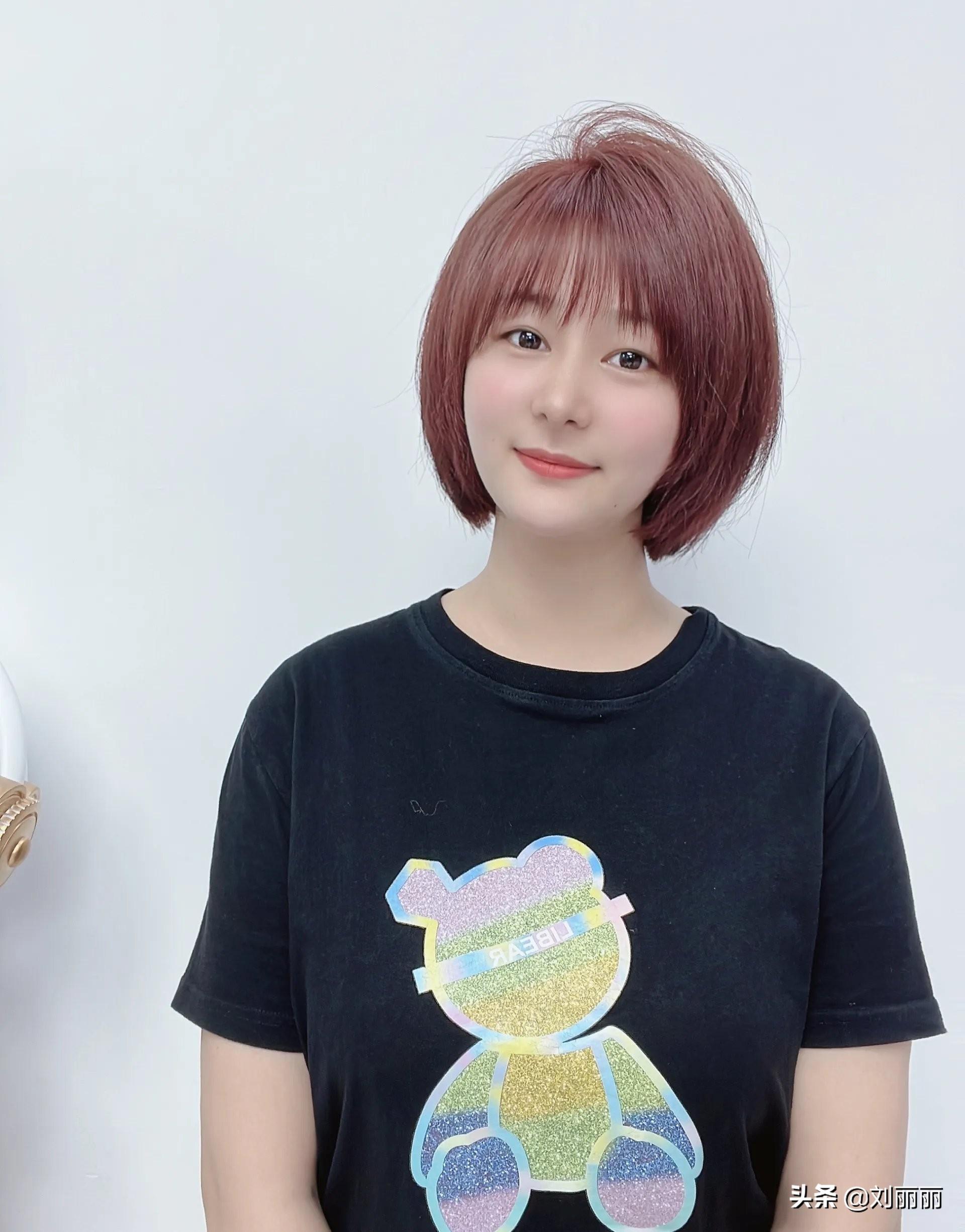 短发发型女2022新款（15款最火短发送给大家） 第11张