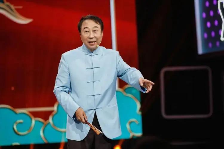 冯巩妻子艾慧：退休后对丈夫有抱怨，结婚39年的幸福与眼泪 第17张