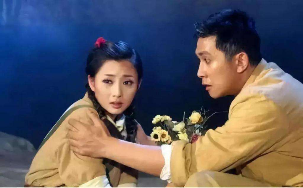 43岁殷桃频因颜值上热搜：出道20年16部经典作品，最绝的是演技 第11张