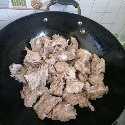 高压锅炖排骨要多久？一般在20-30分钟左右完成 第17张