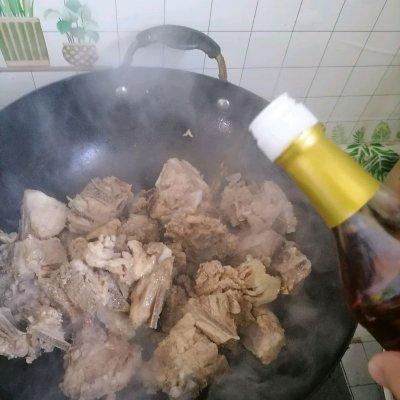 高压锅炖排骨要多久？一般在20-30分钟左右完成 第19张