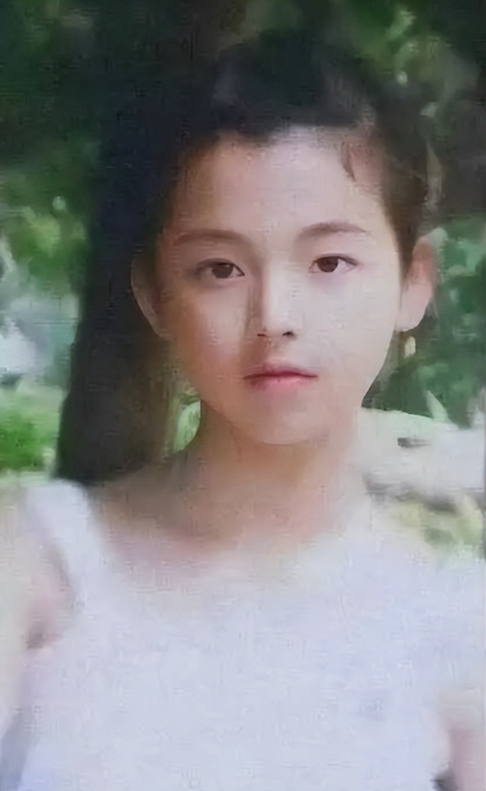 “天选之女”杨超越：流水线女工到福布斯富豪，她为什么爆火？ 第3张