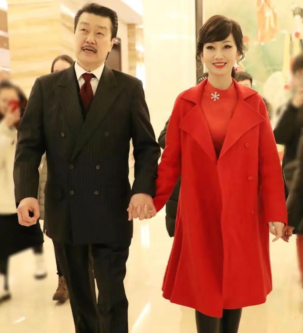 赵雅芝简历个人资料简介（二婚嫁普通人，3个儿子都是学霸） 第31张