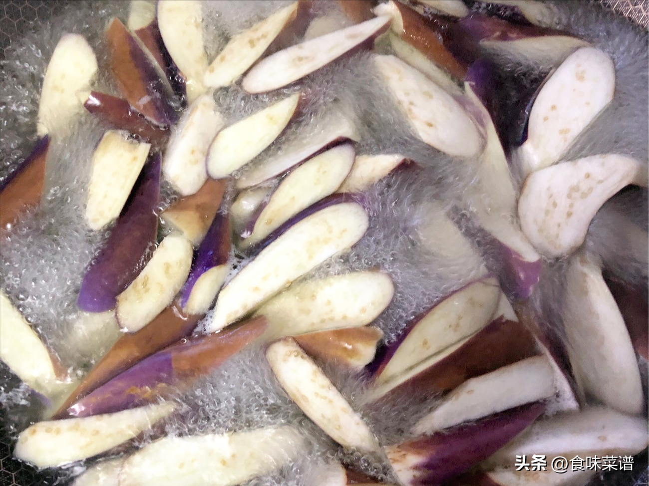 茄子怎么做好吃又简单（茄子最好吃的4种做法） 第19张