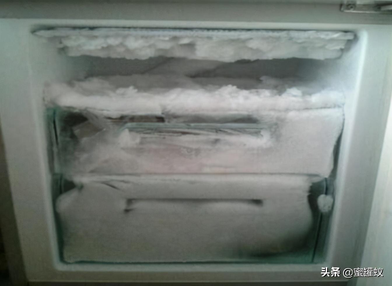 冰箱如何除冰（冰箱结冰了解决方法） 第1张
