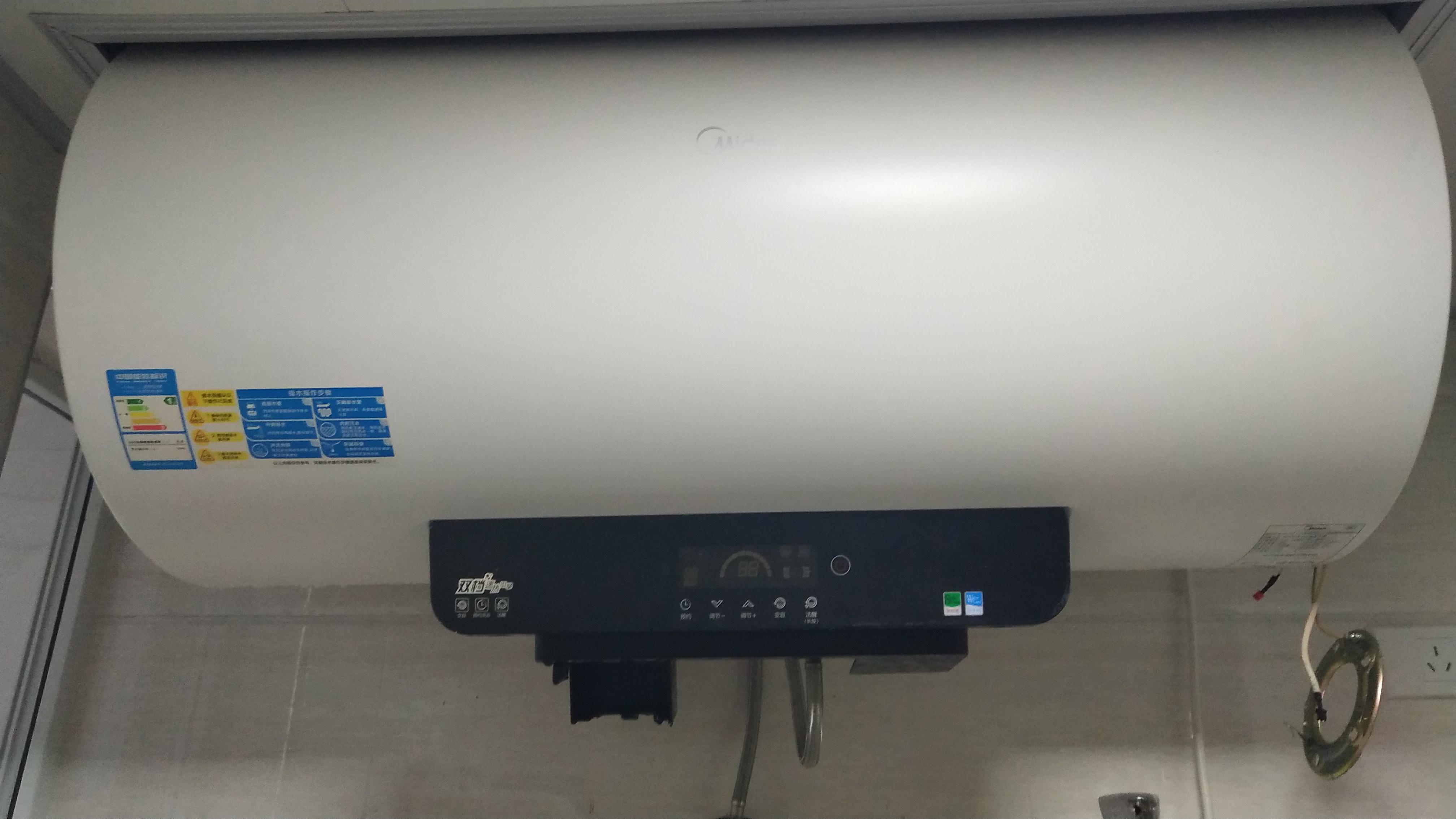 水仙能率热水器不热水怎么修（分析电热水器不出热水维修方法） 第1张